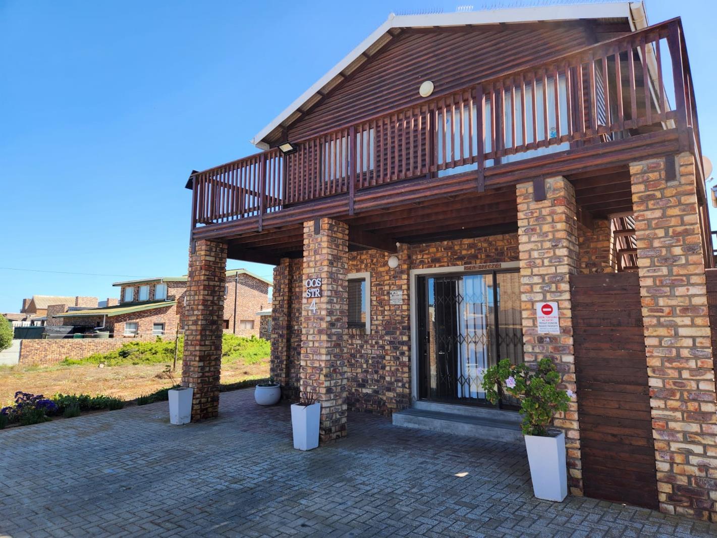 3 Bedroom House in Strandfontein