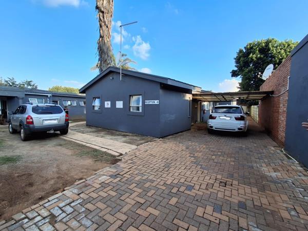 9 Bedroom House in Kempton Park West