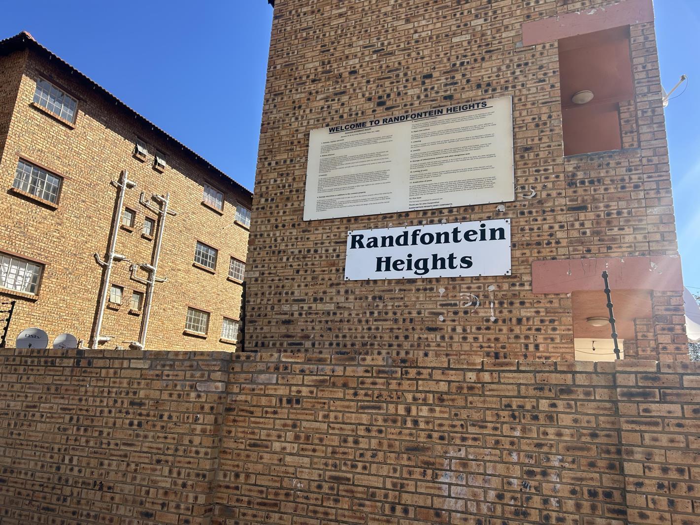 1 Bedroom Flat in Randfontein Central