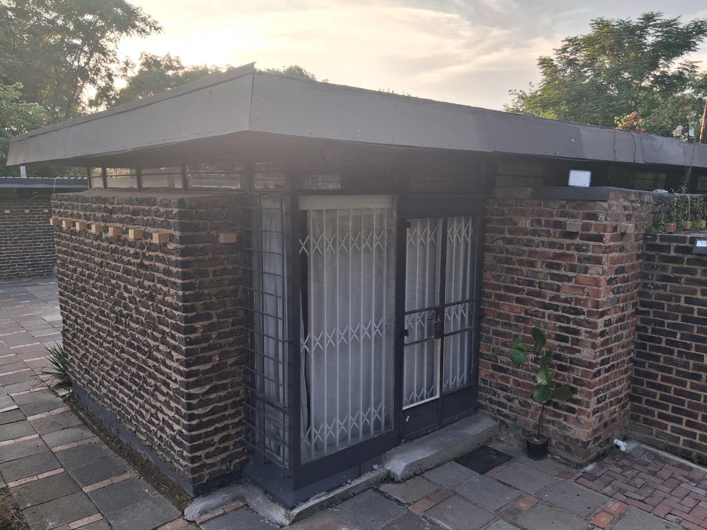 1 Bedroom Garden Cottage in Glen Austin