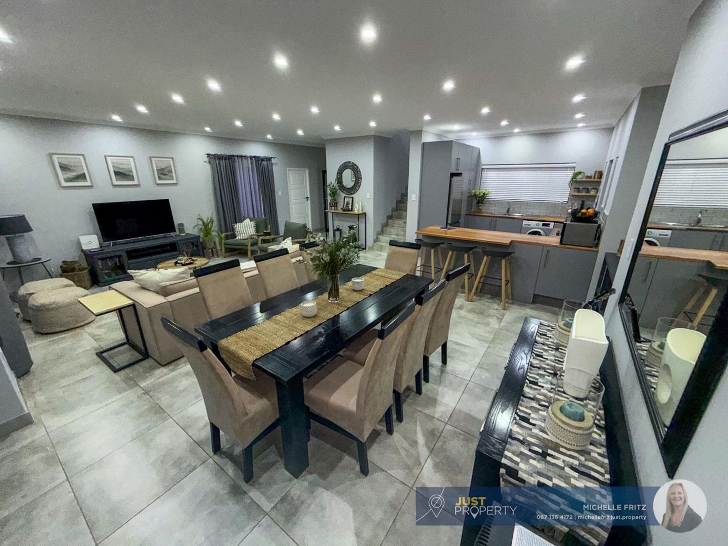 3 Bedroom House in Everglades Estate