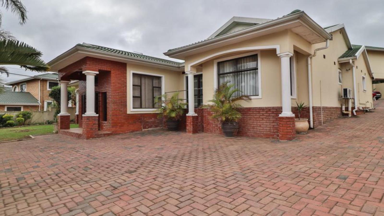 4 Bedroom House in Mount Edgecombe