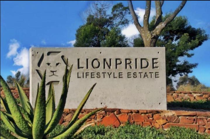 3 Bedroom Townhouse in Lion Pride