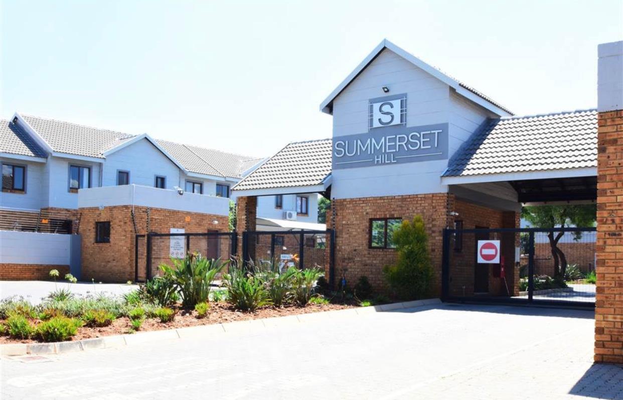 2 Bedroom Duplex in Summerset