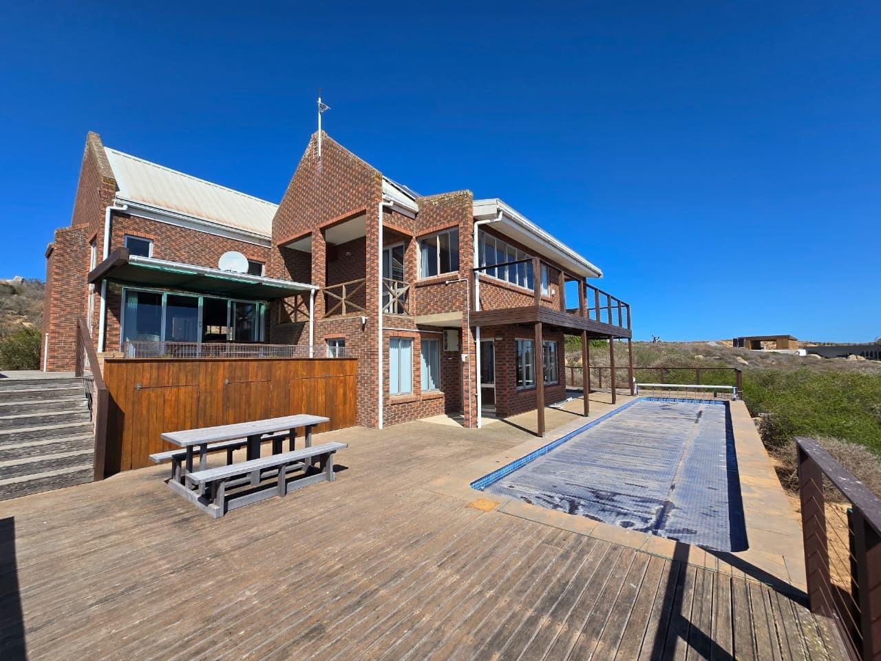 3 Bedroom House in Britannica Heights