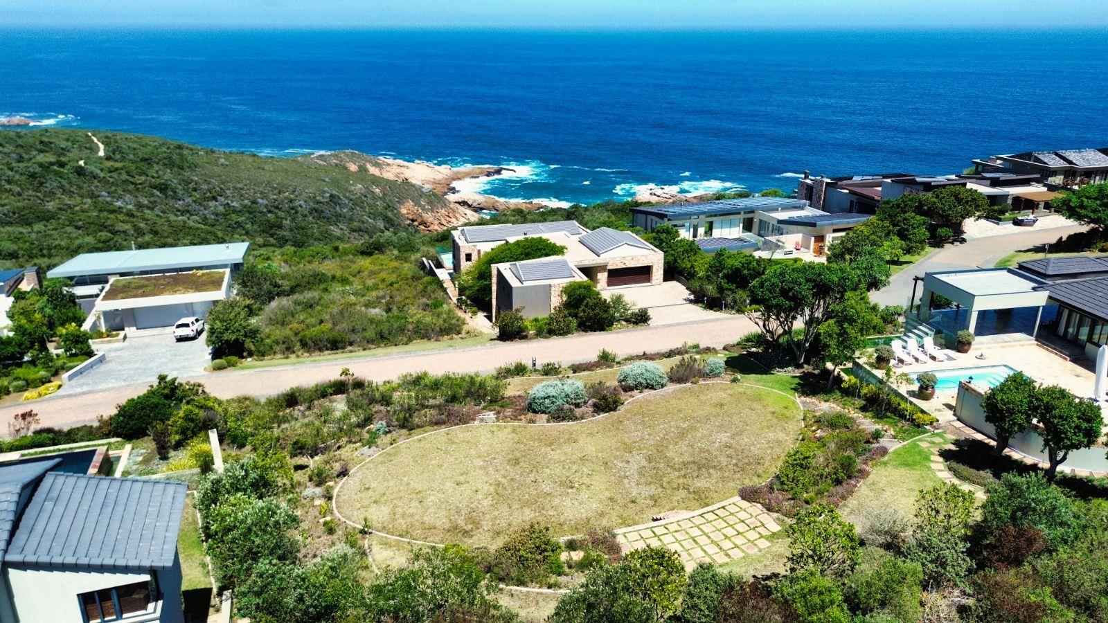 1 030 m² Land available in Oubaai
