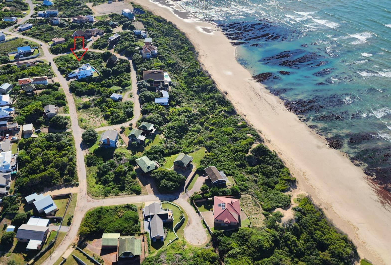 699 m² Land available in Paradise Beach