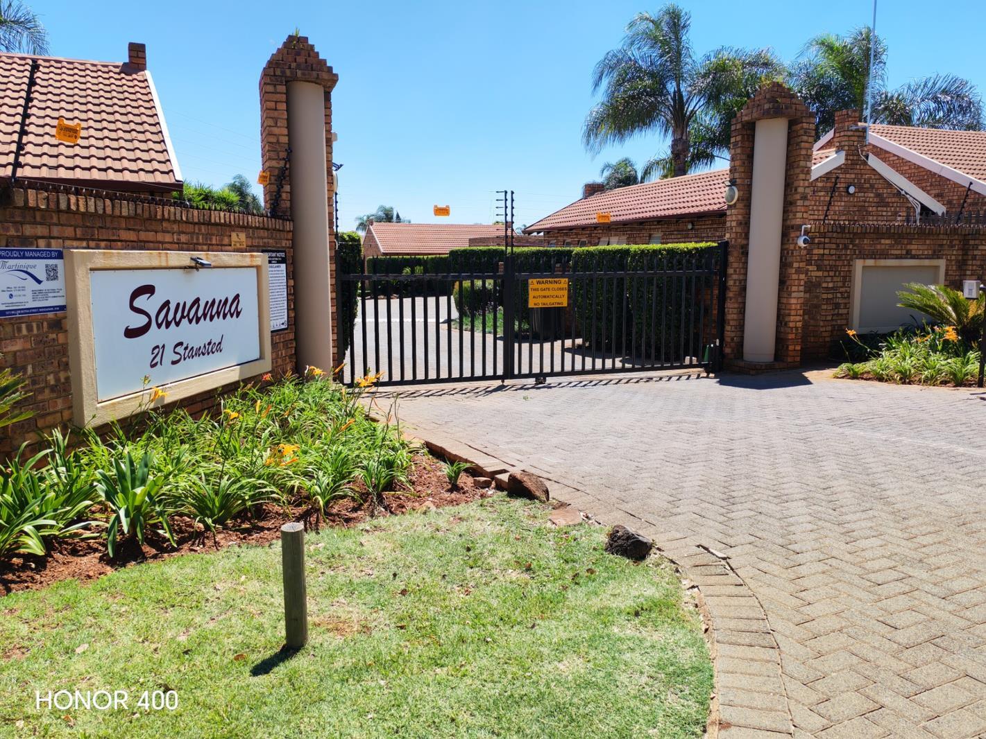 2 Bedroom Simplex in Highveld