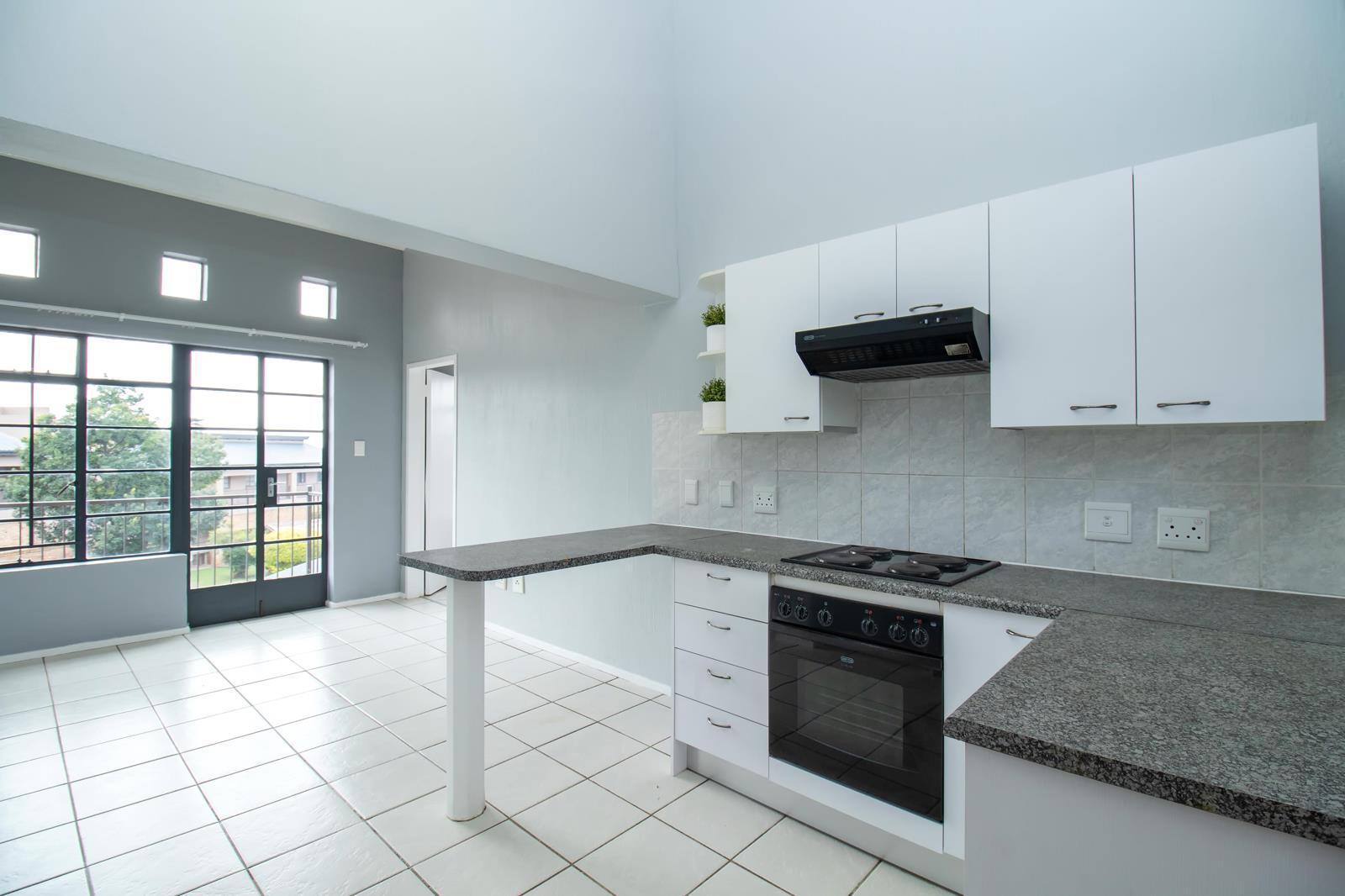 1 Bedroom Apartment in Helderkruin