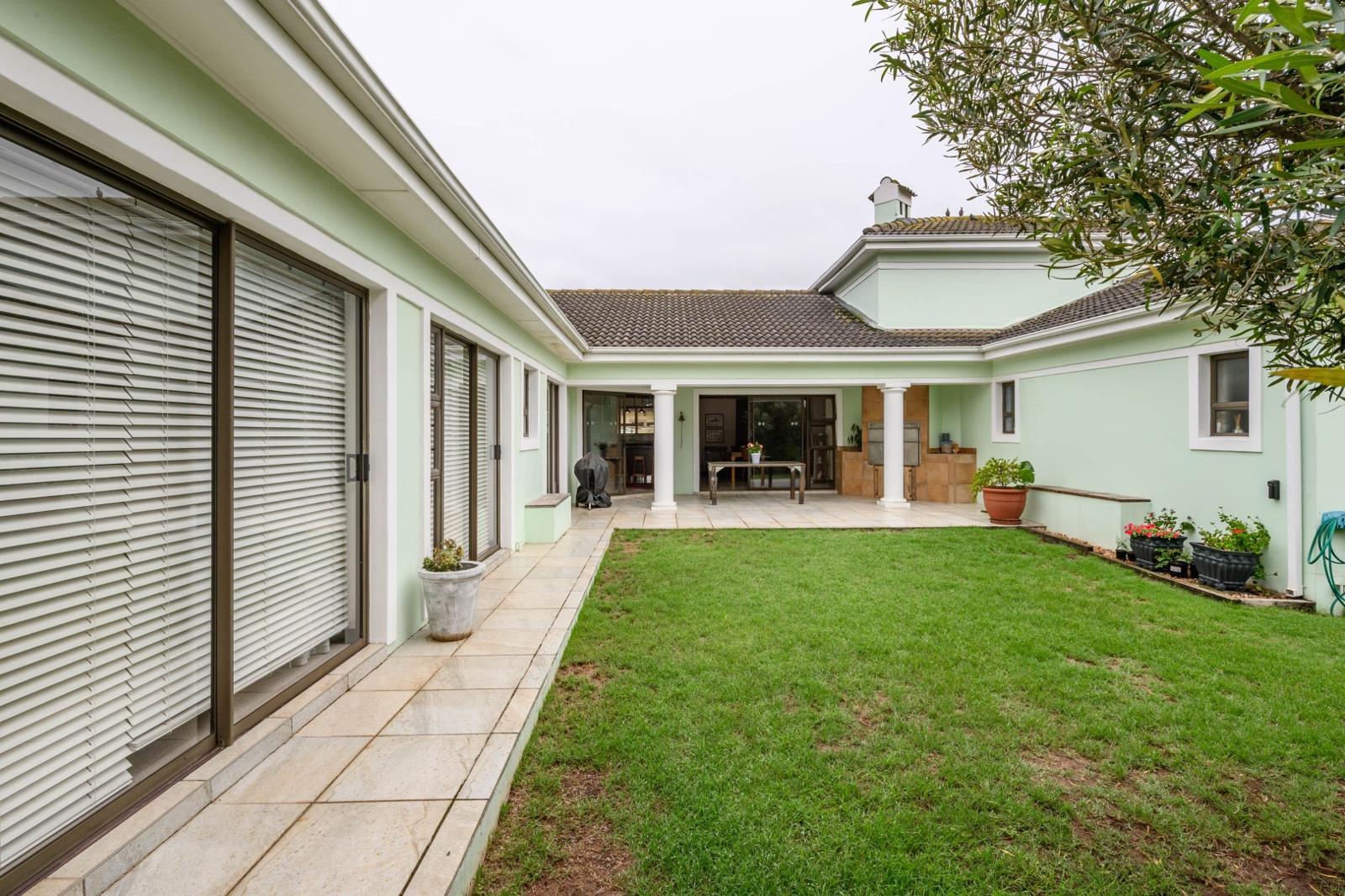 5 Bedroom House in Walmer Heights