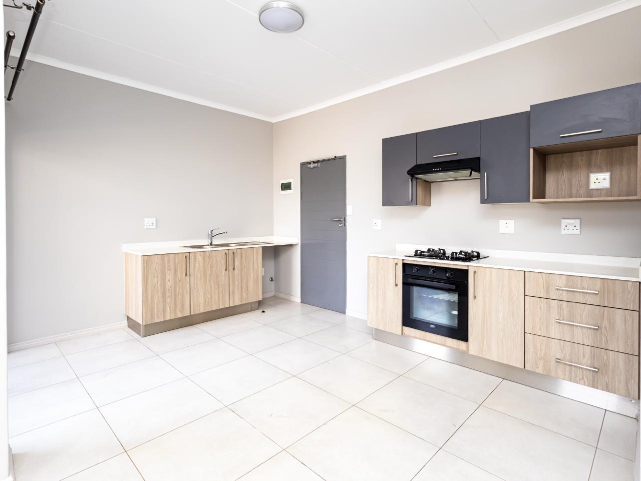 1 Bedroom Apartment in Carlswald Estate