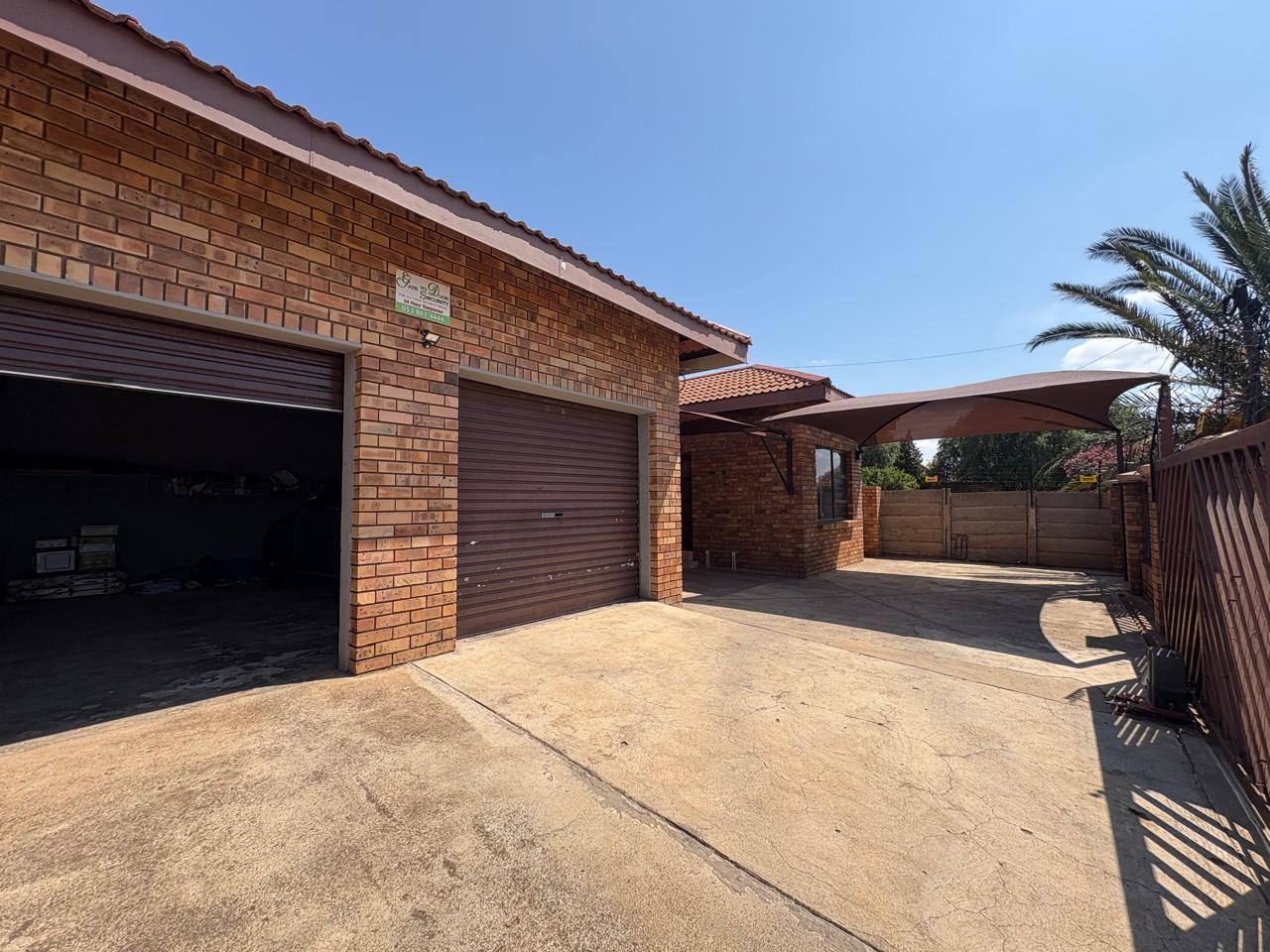 4 Bedroom House in Minerva Gardens