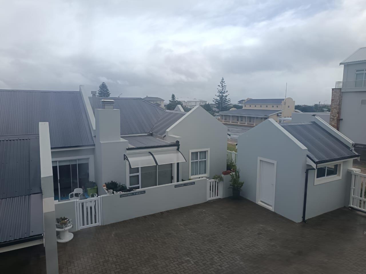 2 Bedroom Apartment in Struisbaai