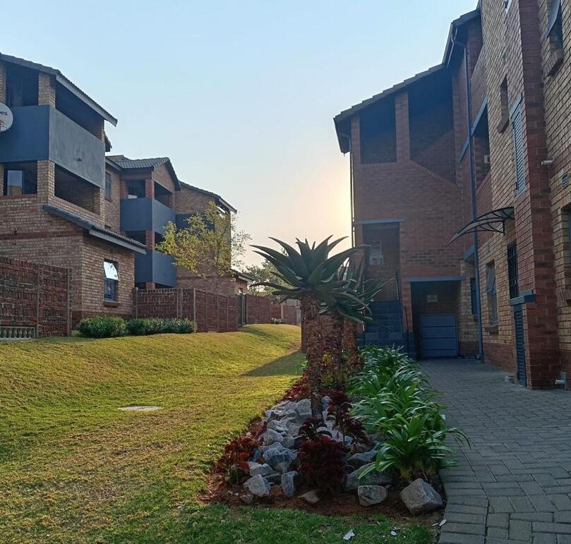 2 Bedroom Apartment in Erand Gardens