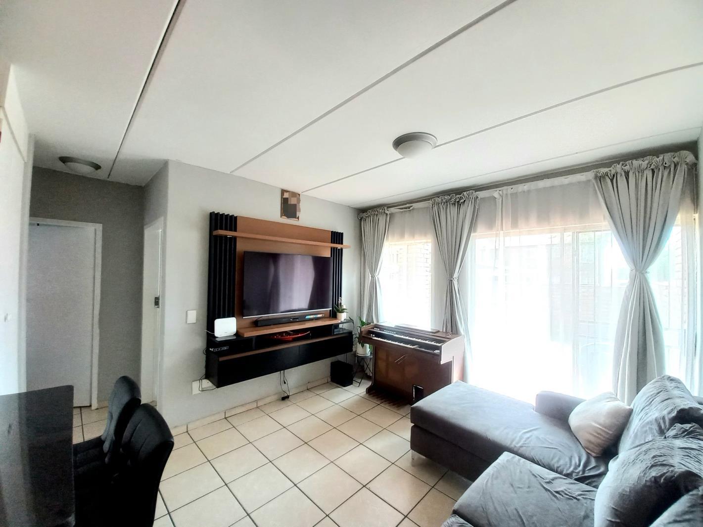 2 Bedroom Apartment in Clarina