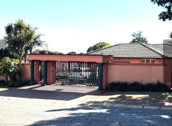 4 Bedroom House in Glenvista