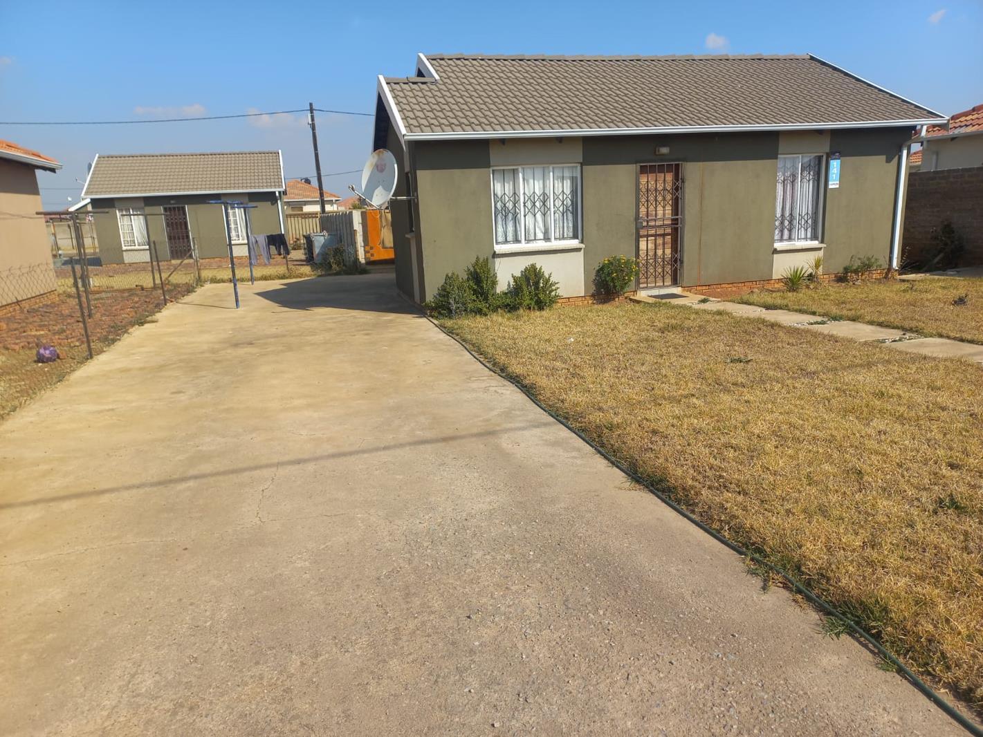 2 Bedroom House in Savanna City