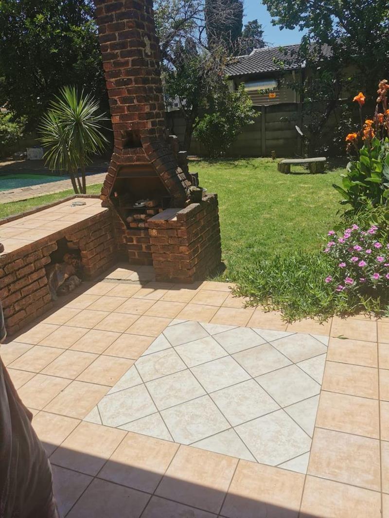 3 Bedroom House in Brackendowns