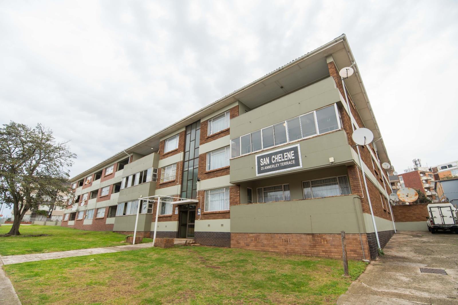 4 Bedroom Apartment in Port Elizabeth Central
