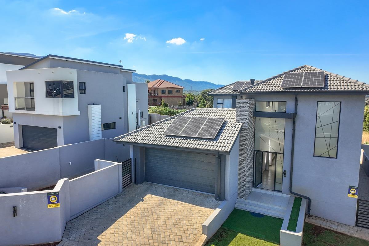 4 Bedroom House in Melodie