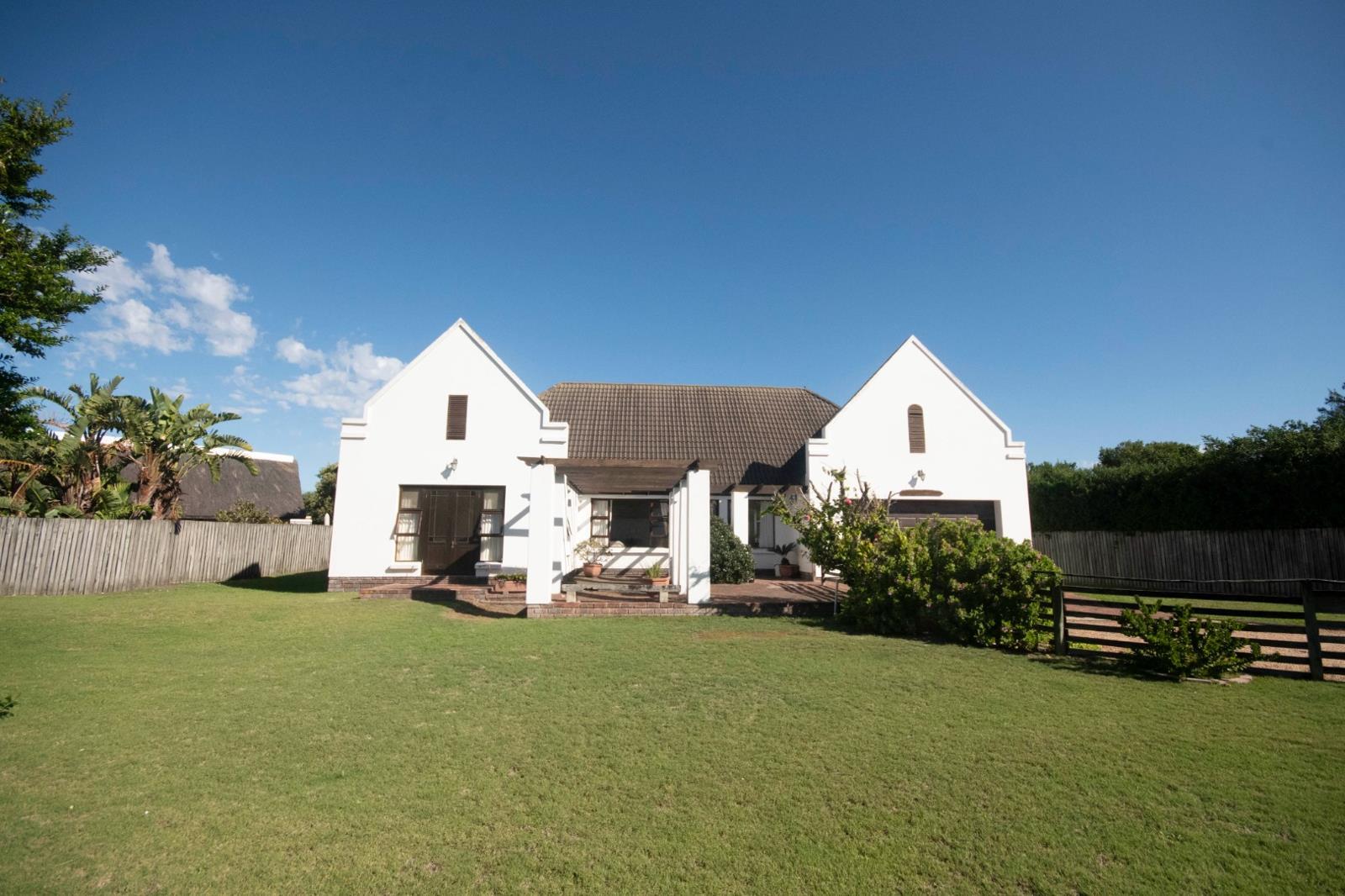 3 Bedroom House in St Francis Bay