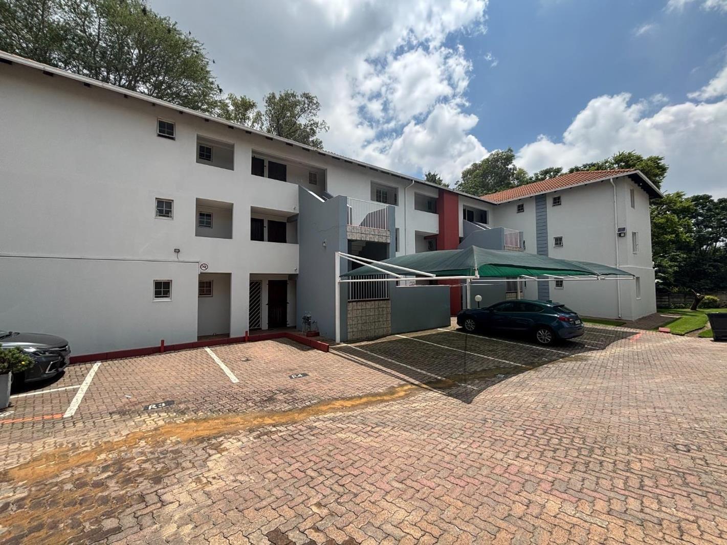 2 Bedroom Apartment in Groenkloof