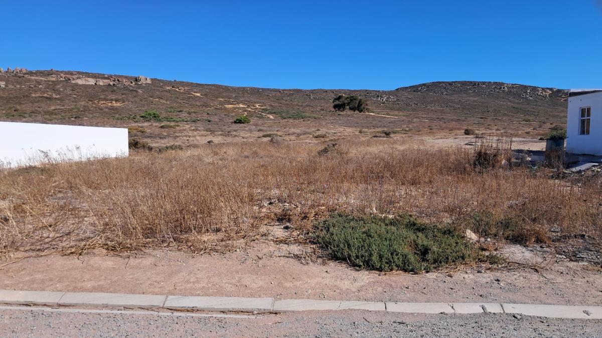 483 m² Land available in St Helena Bay