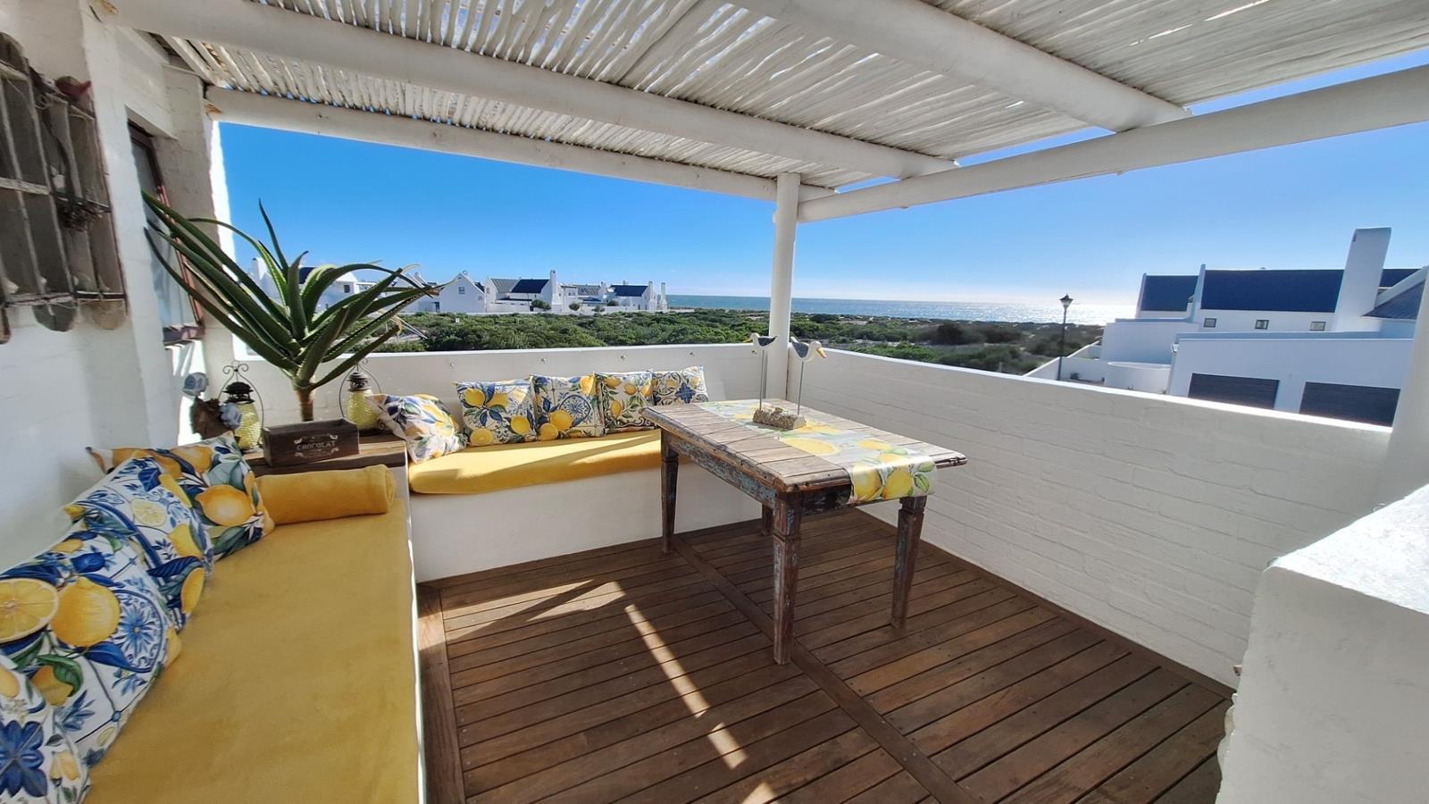 2 Bedroom Apartment in Dwarskersbos
