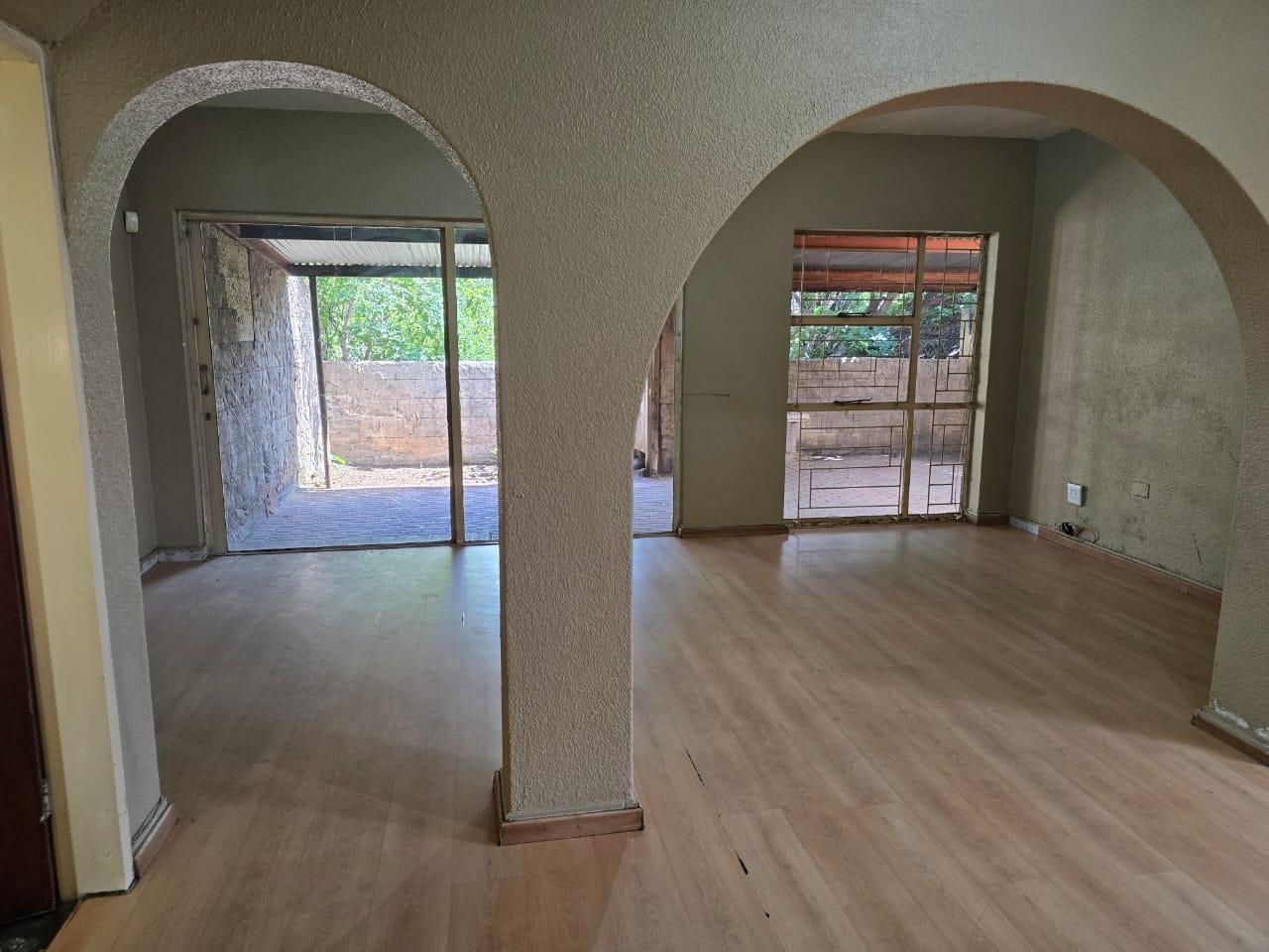 3 Bedroom Apartment in Berton Park