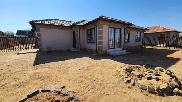 3 Bedroom House in Bergsig