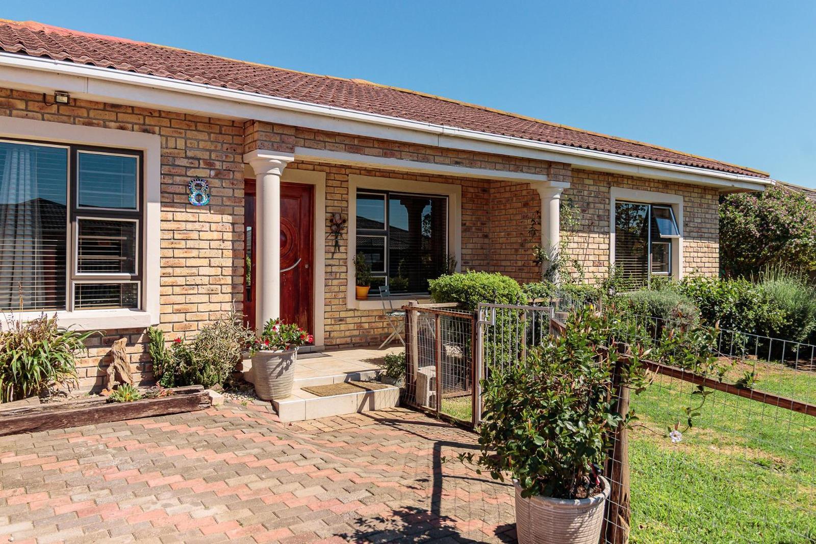 2 Bedroom House in Parsons Ridge