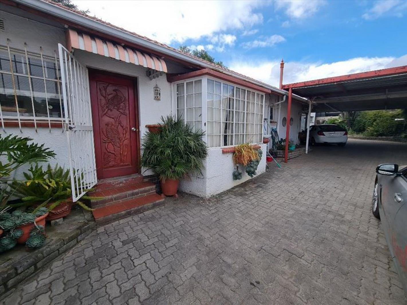 3 Bedroom House in Esther Park