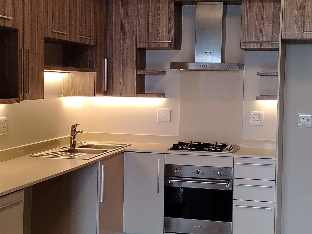 2 Bedroom Apartment in Rosebank