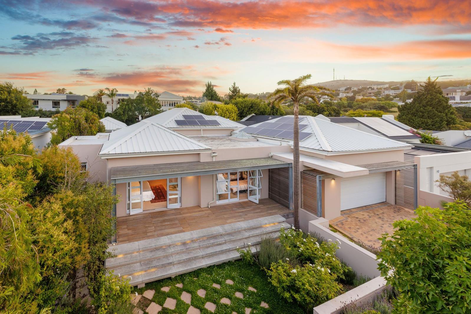 4 Bedroom House in Welgedacht