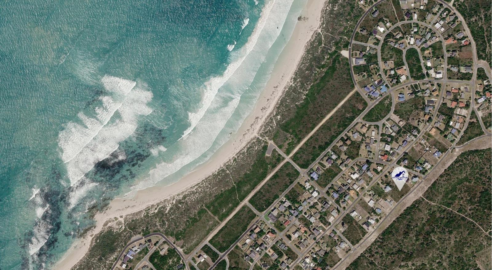 972 m² Land available in Pearly Beach