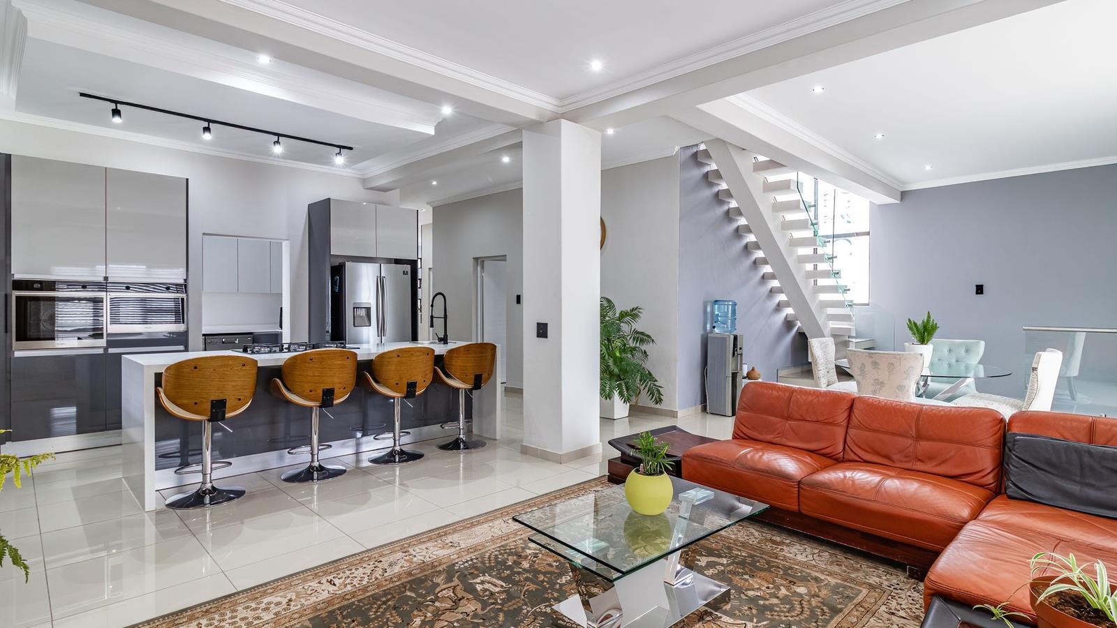 5 Bedroom House in Homes Haven