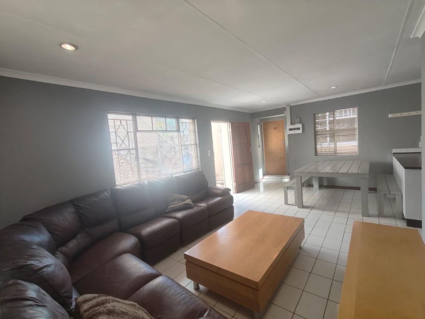 3 Bedroom House in Blairgowrie