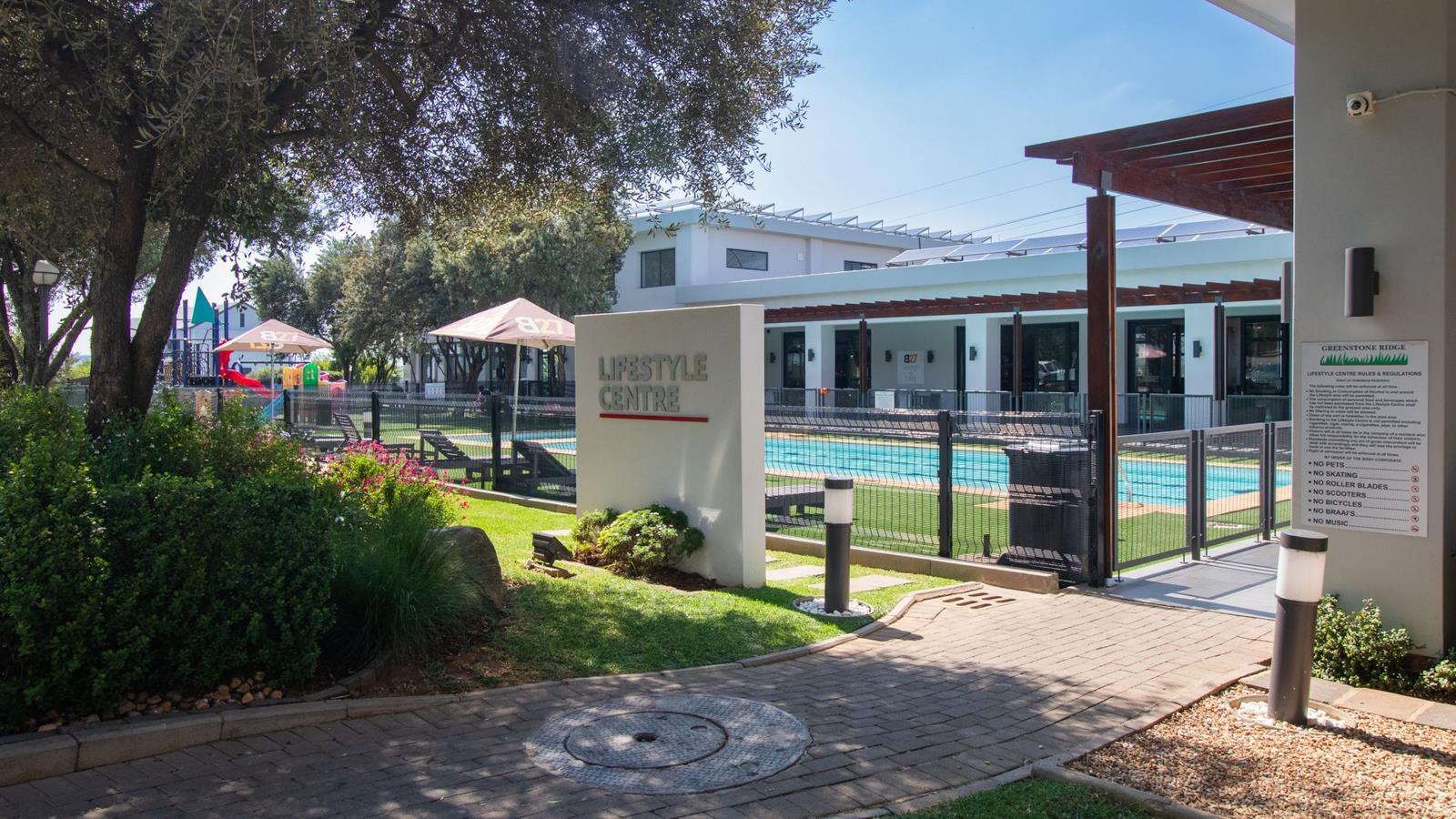 2 Bedroom Apartment in Greenstone Hill