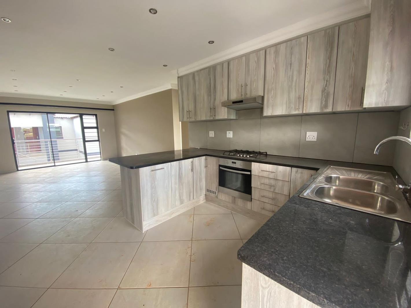 2 Bedroom Apartment in Rynfield