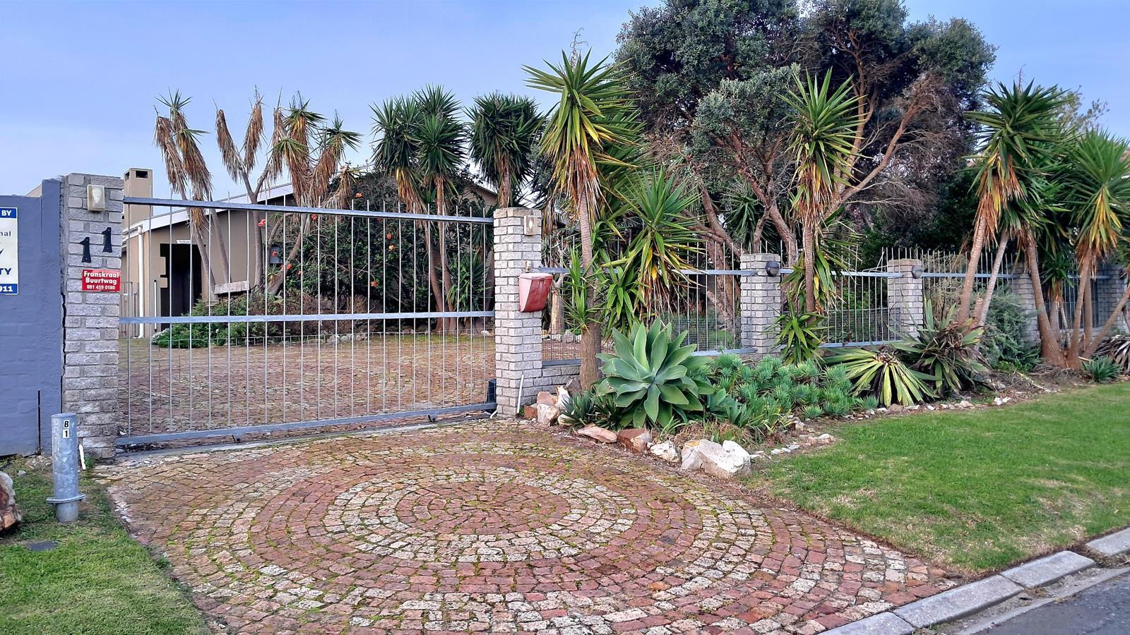 2 Bedroom House in Franskraal