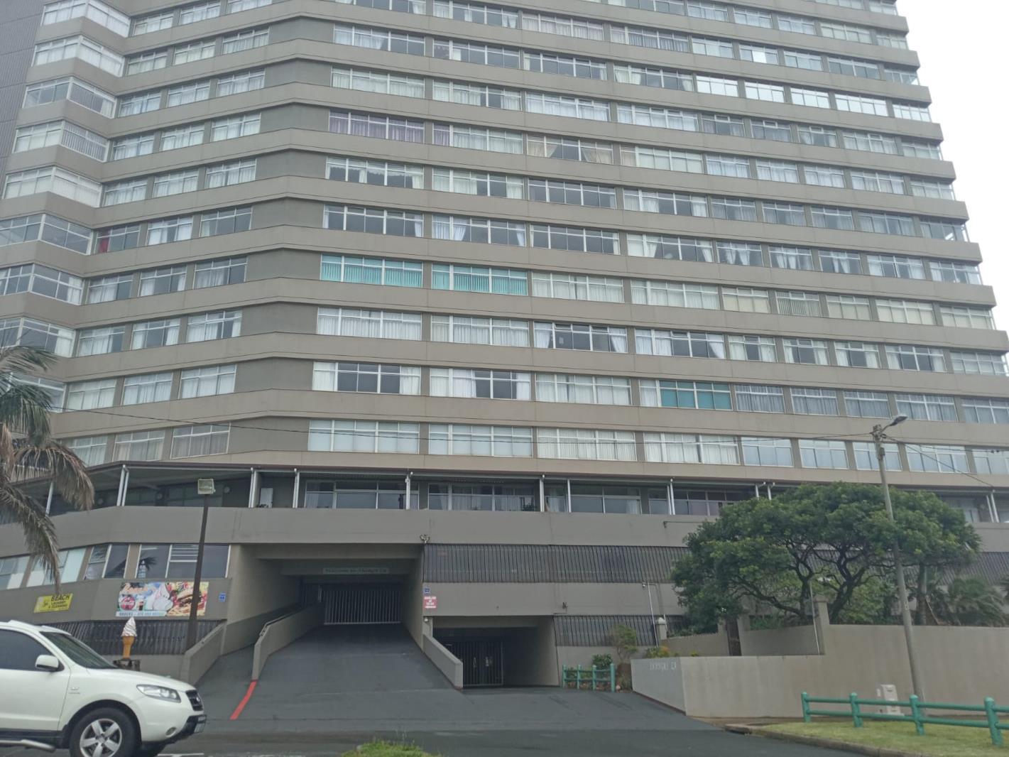 2 Bedroom Apartment in Amanzimtoti