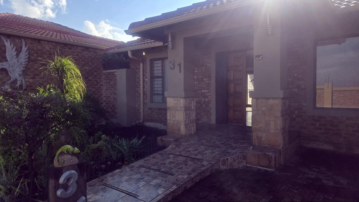 3 Bedroom Cluster in Lambton