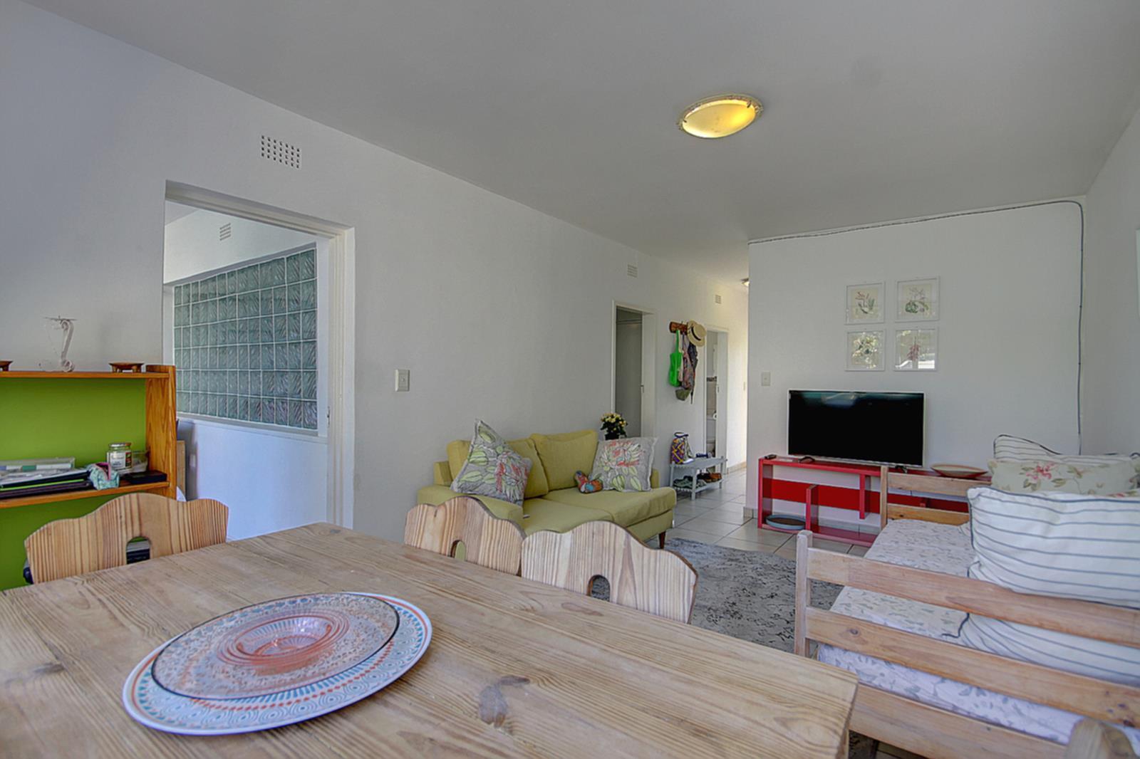 1 Bedroom Apartment in Bordeaux