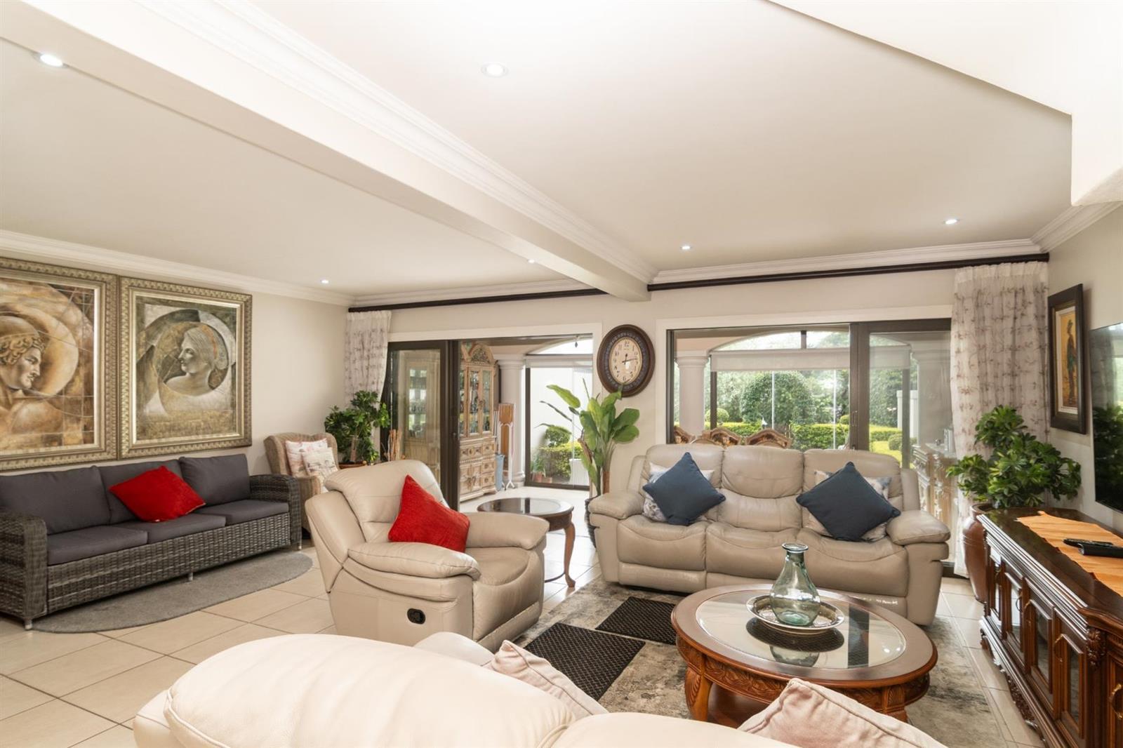 3 Bedroom Townhouse in Umhlali Golf Estate