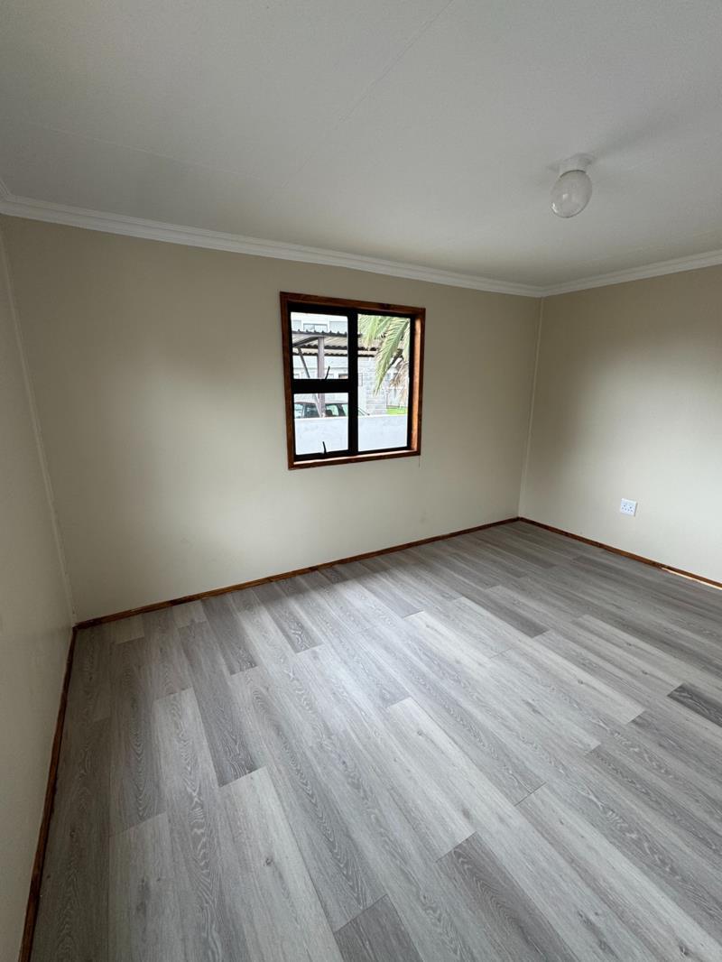 2 Bedroom Garden Cottage in Glen Austin