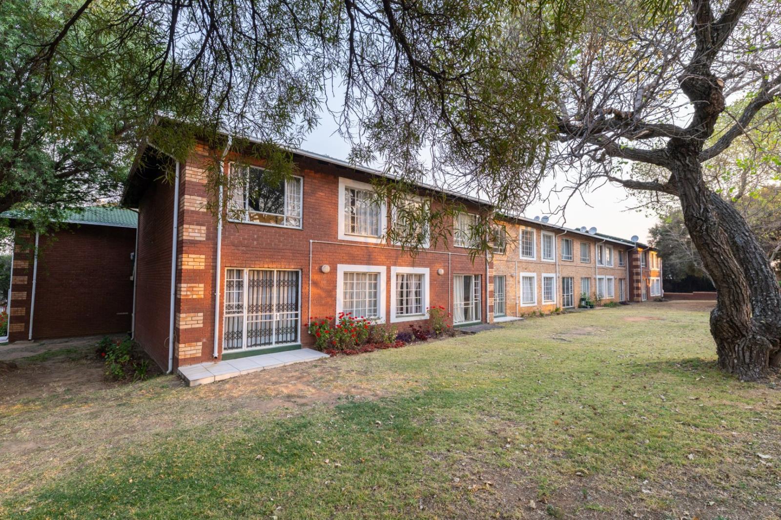1 Bedroom Apartment in Halfway Gardens