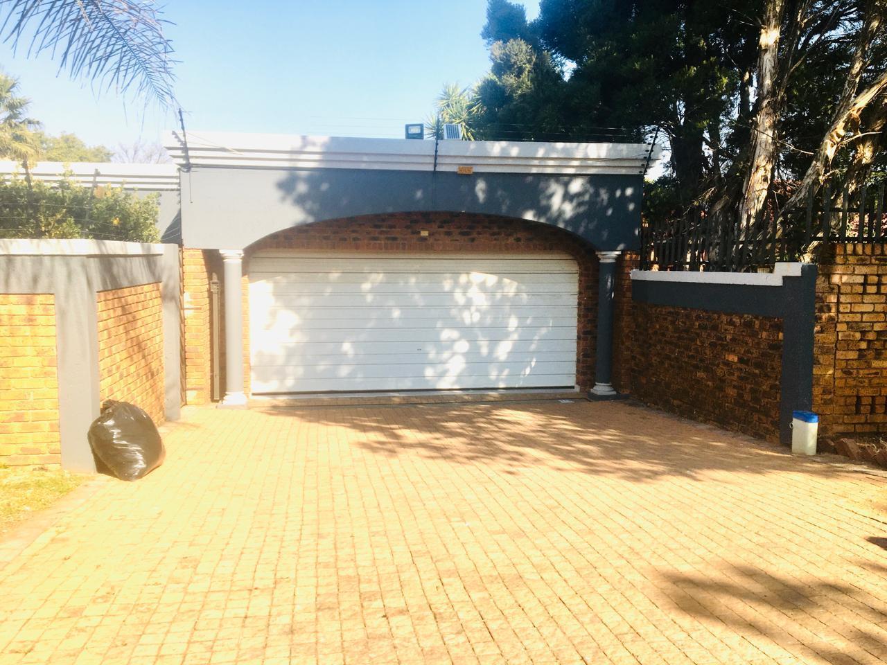 3 Bedroom House in Sunward Park