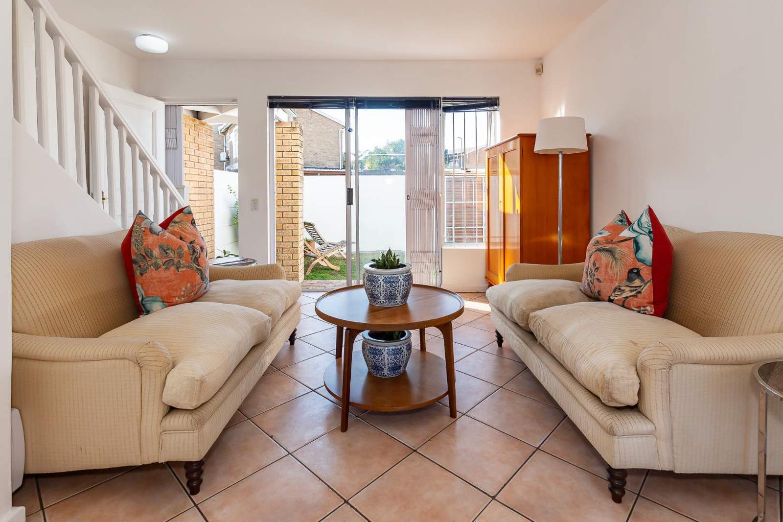 2 Bedroom Townhouse in Kenilworth