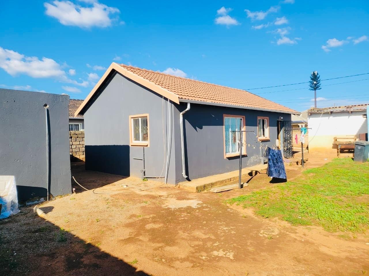 3 Bedroom House in Protea Glen