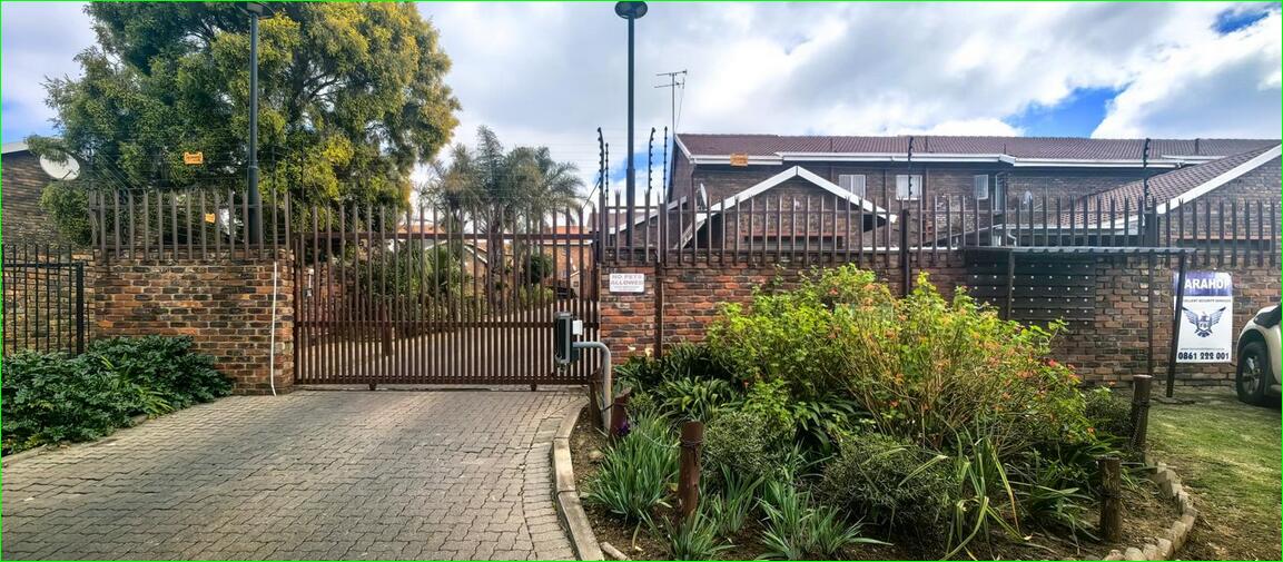 2 Bedroom Townhouse in Birchleigh